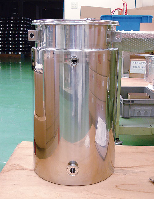 攪拌用半割蓋付ジャケット容器 1