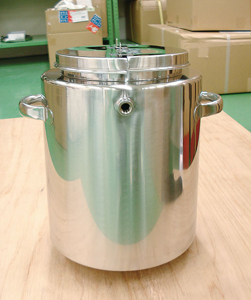 攪拌用半割蓋付ジャケット容器 1