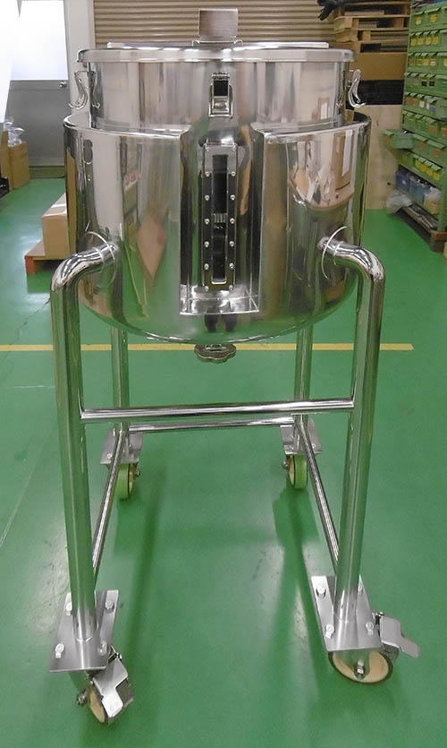 攪拌機取付座付ジャケット型鏡板攪拌容器 1