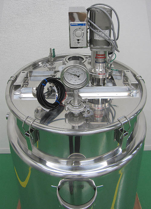 温調攪拌ジャケット型鏡板容器 2