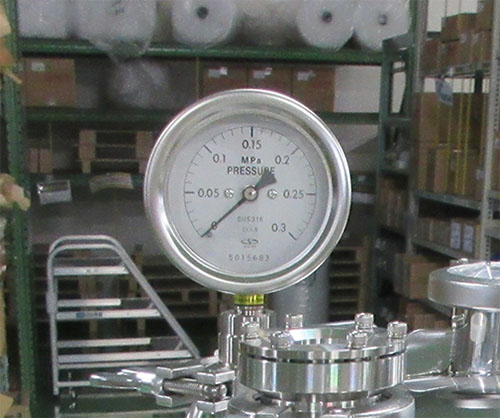加圧容器用ヘルール接続圧力計SAC-75 取付外観