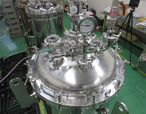 PVOLJ-60-200(S) フランジオープン加圧容器 Tナット・ボルト固定部2